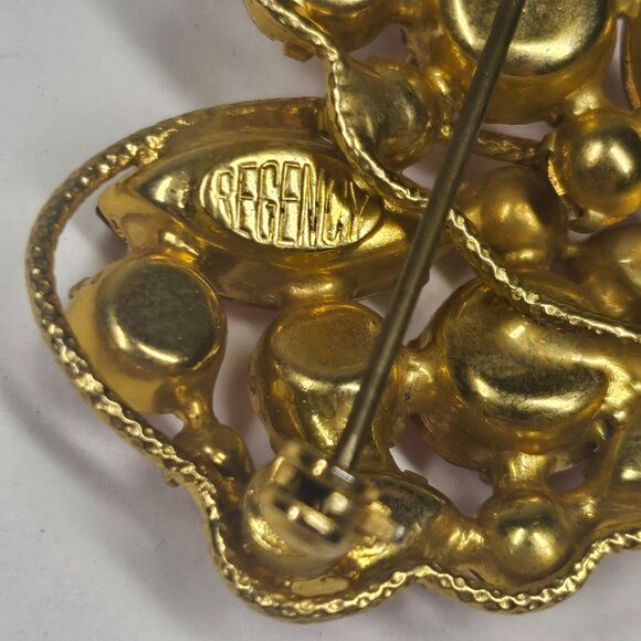 Regency Pink Rhinestone Butterfly Pin w/Matching Earrings Vintage Goldtone - Picture 15 of 16